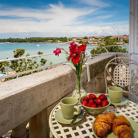 Romeo And Juliet Apartment With Balcony And Sea View Poreč Exteriér fotografie